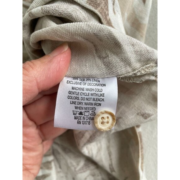 Margaritaville Hawaiian Tropical Leaf Print Button-Down Shirt Large - Picture 8 of 8